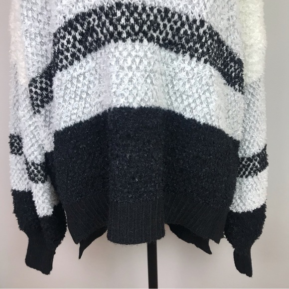 White Birch Color Block Fuzzy High Low Sweater - Picture 4 of 6